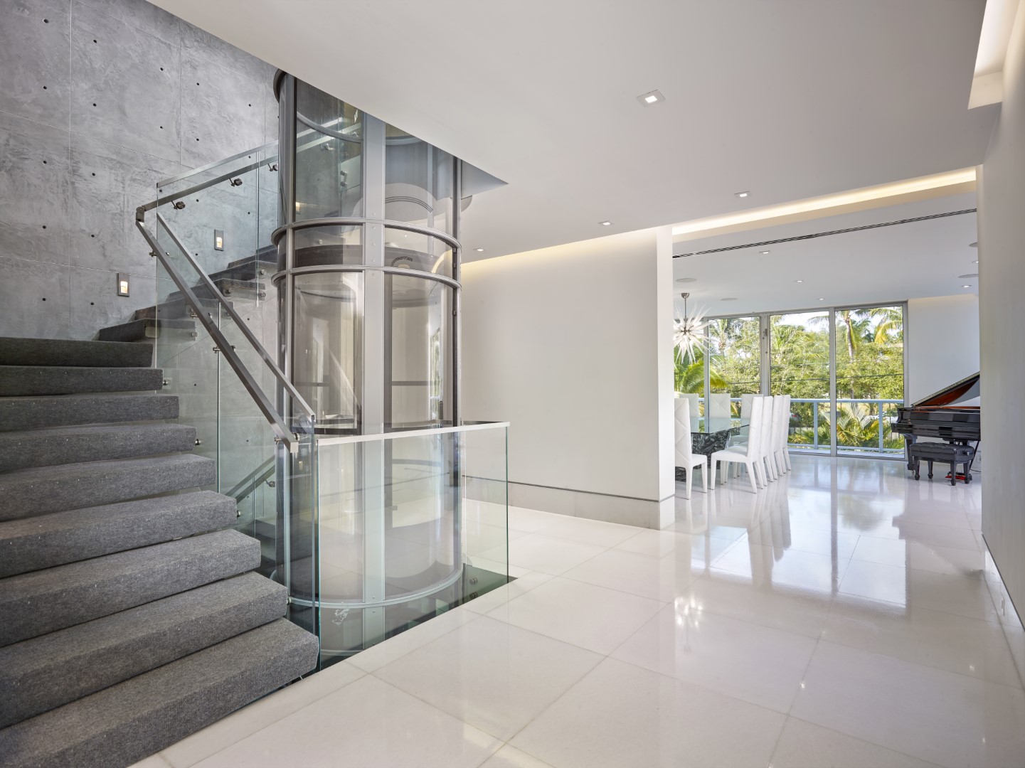 Pneumatic Vacuum Elevators LLC