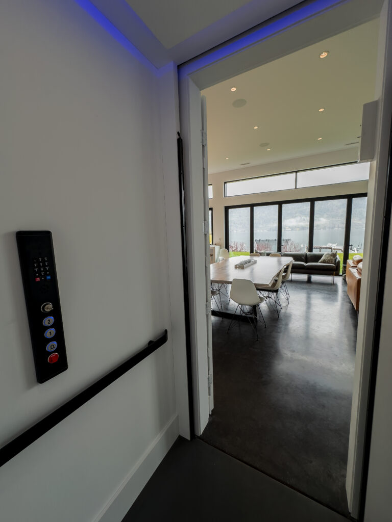 Erickson - Erickson 29